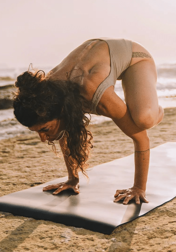 Andrea Serrano - Akasha Om Yoga
